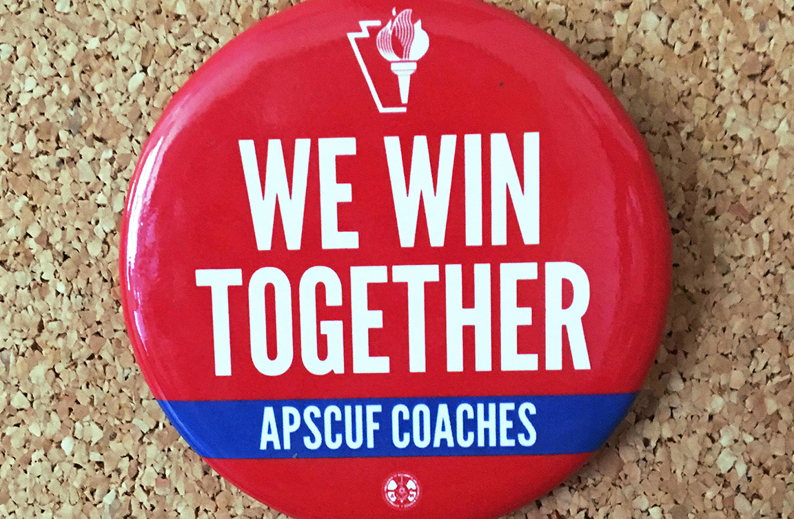 Coach contract buttons